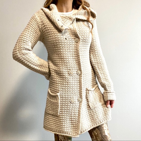 Zara Knitted Sweater - Picture 2 of 4